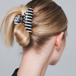WHBM STRIPE HAIR CLIP